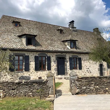 Maison Typique Auvergnate, Piscine Et Four A Pain Holiday home Saint-Christophe-Les-Gorges