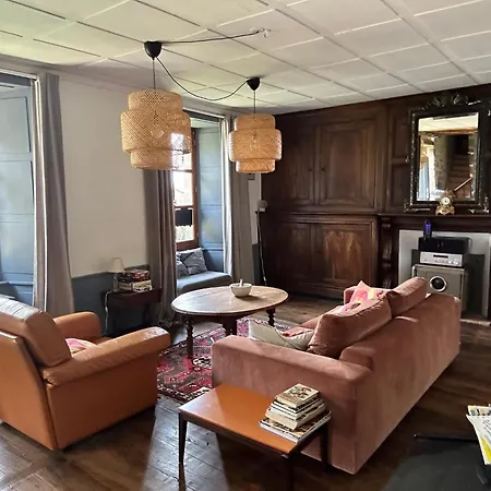 Maison Typique Auvergnate, Piscine Et Four A Pain Saint-Christophe-Les-Gorges