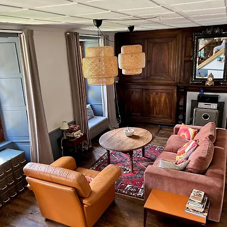 Maison Typique Auvergnate, Piscine Et Four A Pain *